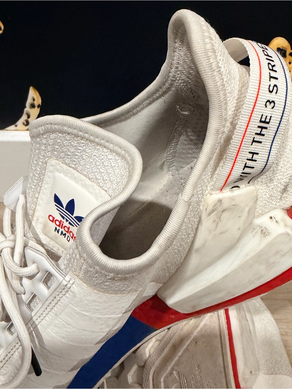 adidas NMD R1 V2 white lush White Low-Top Sneakers with Blue & Red Accents size - Picture 10 of 13